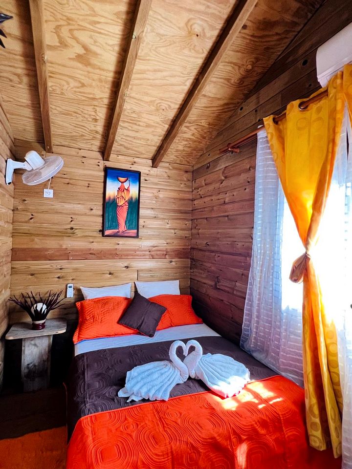 Idyllic Tropical Retreat with Shared Pool, Surrounded by Lush Nature, Near Sainte-Rose, Guadeloupe