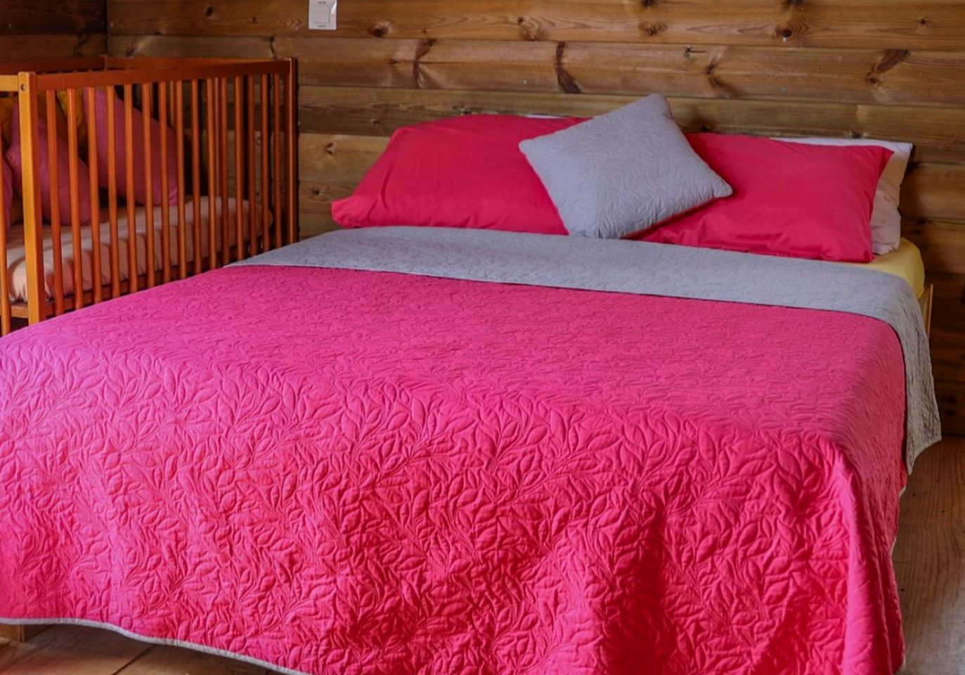 Enchanting Traditional Cottage with Hand-Carved Wood Art and Pool, Surrounded by Lush Nature Near Sainte-Rose, Guadeloupe