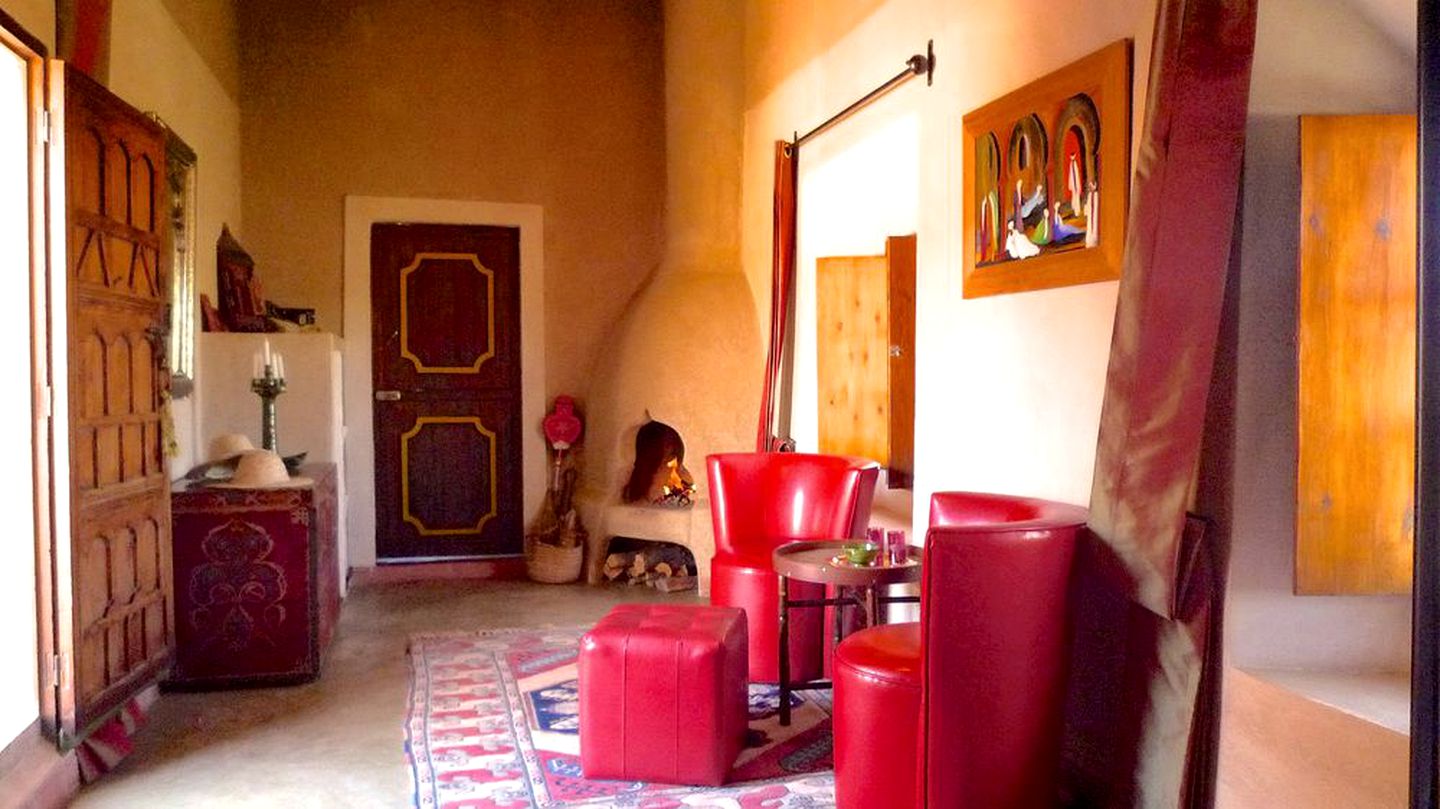 Gorgeous Vacation Accommodation with Breakfast Included near Ouarzazate, Morocco