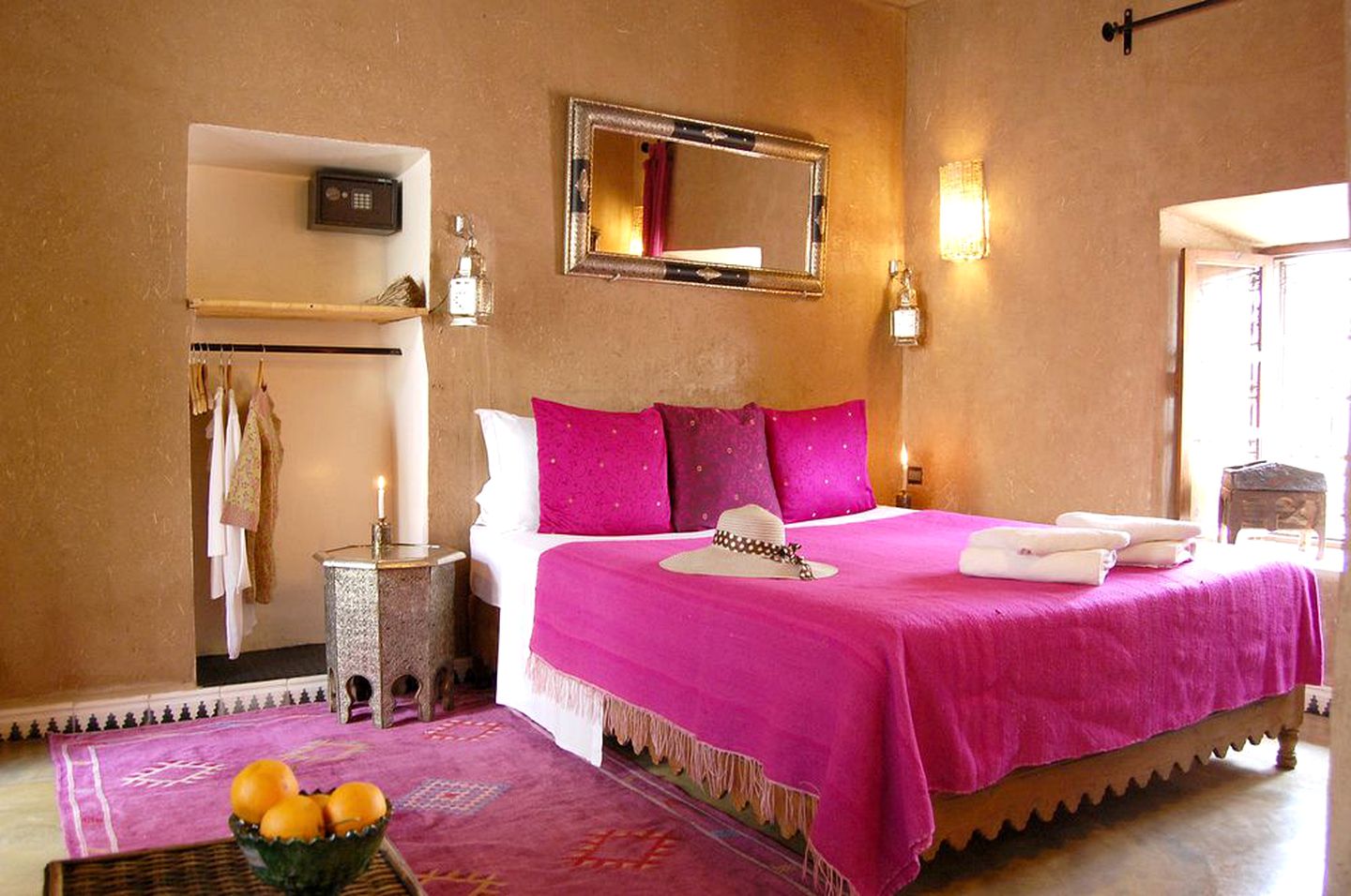 Stunning Bed and Breakfast Accommodation in an Oasis near Ouarzazate, Morocco