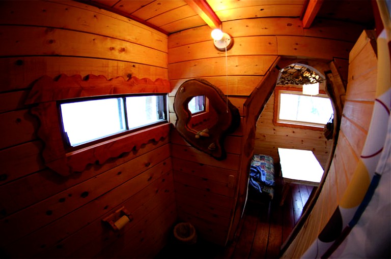 Tree Houses (Nominingue, Quebec, Canada)