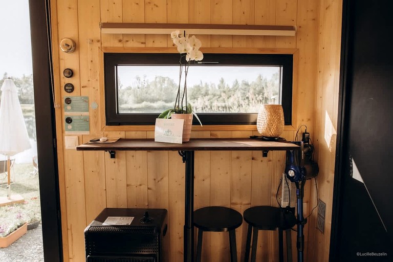 Tiny Houses (France, Villeneuve-la-Guyard, Bourgogne-Franche-Comté)
