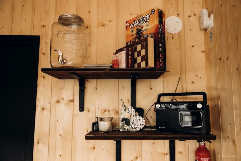 Tiny Houses (France, Villeneuve-la-Guyard, Bourgogne-Franche-Comté)