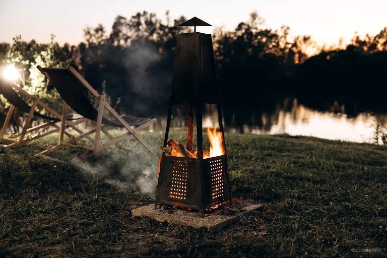 Tiny Houses (France, Villeneuve-la-Guyard, Bourgogne-Franche-Comté)