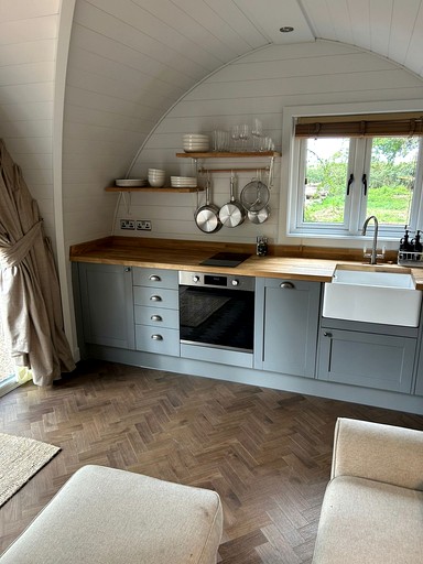 Pods (United Kingdom, Salisbury, England)