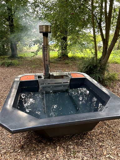 Pods (United Kingdom, Salisbury, England)