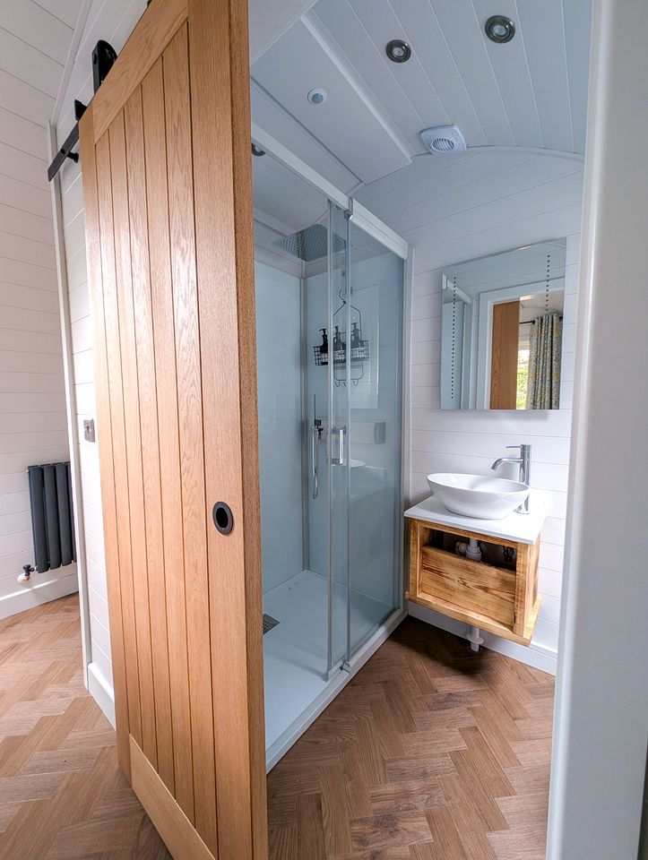 Eco-Conscious Glamping Pod Nestled in the Trees for a Unique Getaway near Salisbury, England