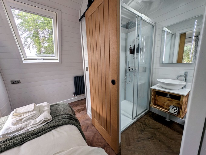 Pods (United Kingdom, Salisbury, England)