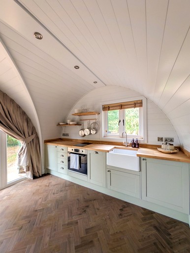 Pods (United Kingdom, Salisbury, England)