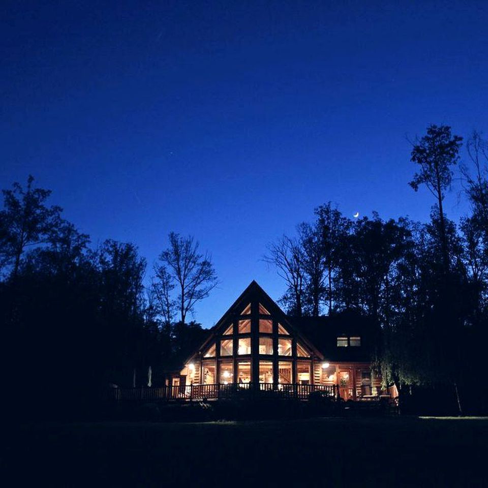 Stunning Lakeside Cabin Rental with Private Boat Dock in Louisa County, Virginia