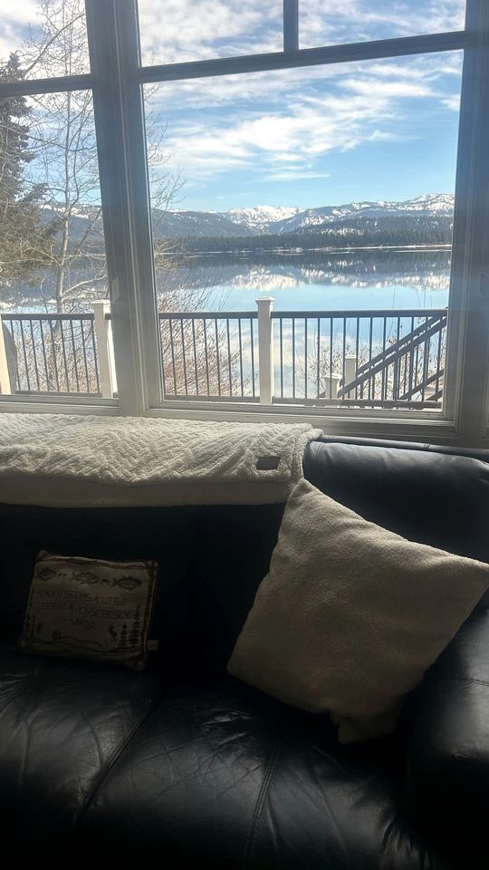 Peaceful Waterfront Retreat with Fire Pit & Nature-Filled Surroundings in McCall, Idaho