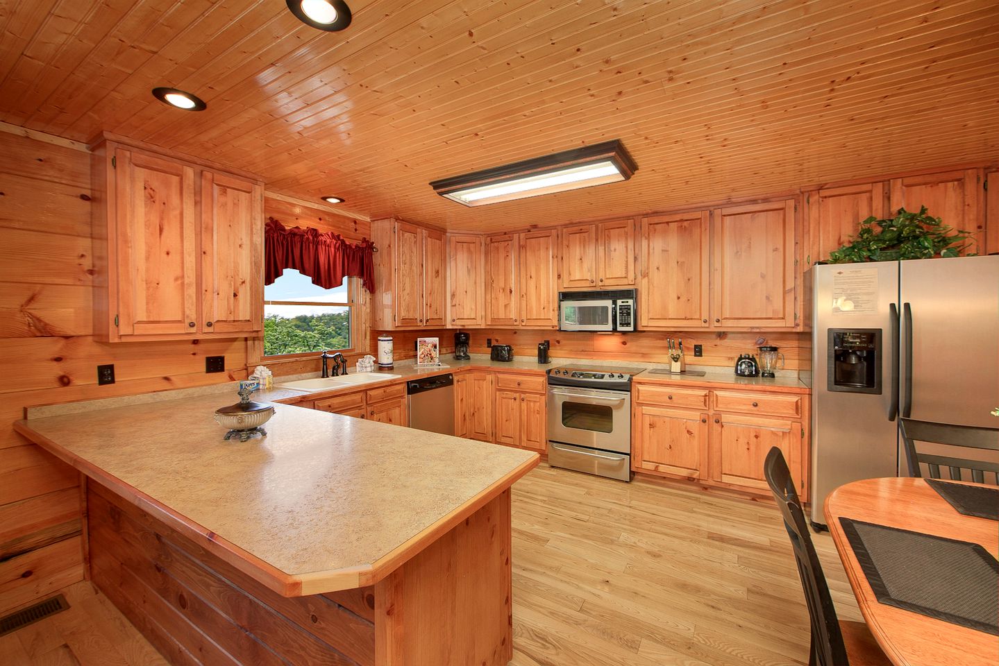 Luxury Gatlinburg Rental Cabin for a Getaway in Tennessee