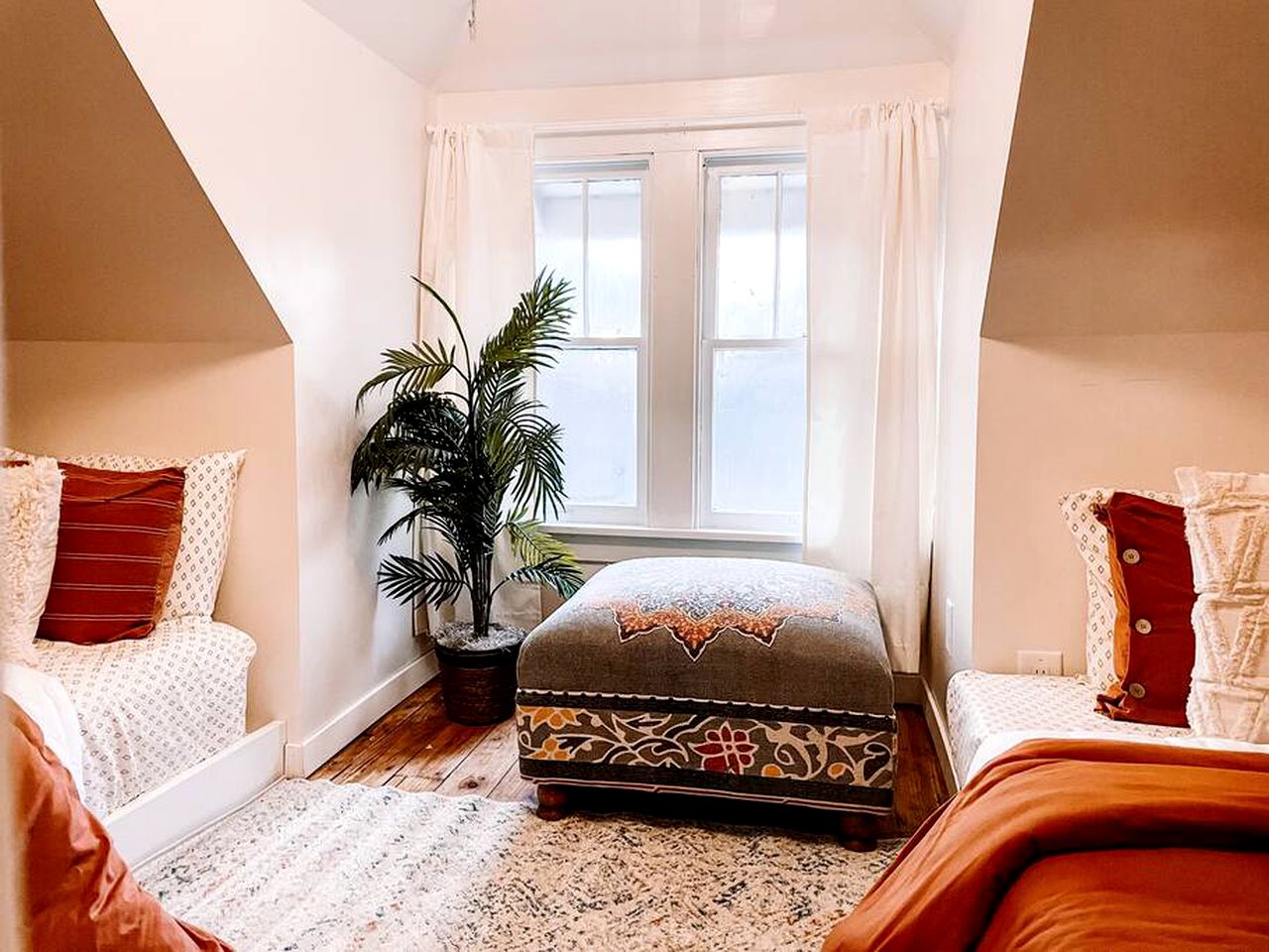 Family Friendly Kids and Pets Private, Cozy, Quiet in New Buffalo, MI