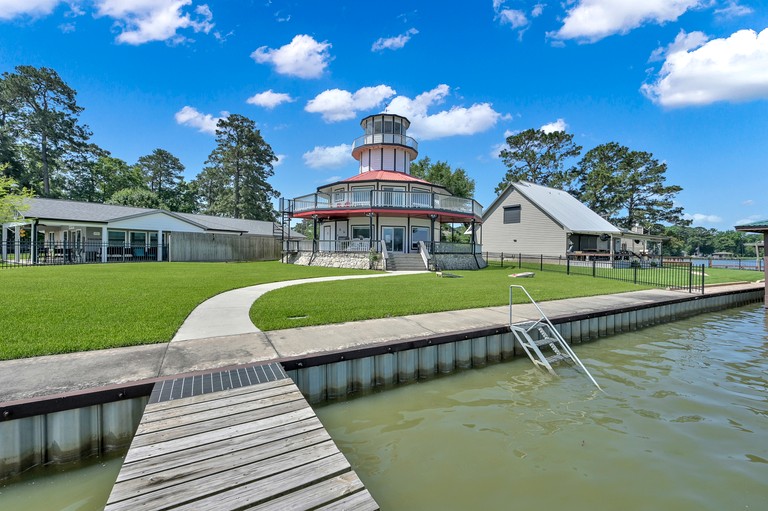 Vacation Rentals (United States of America, --, --)