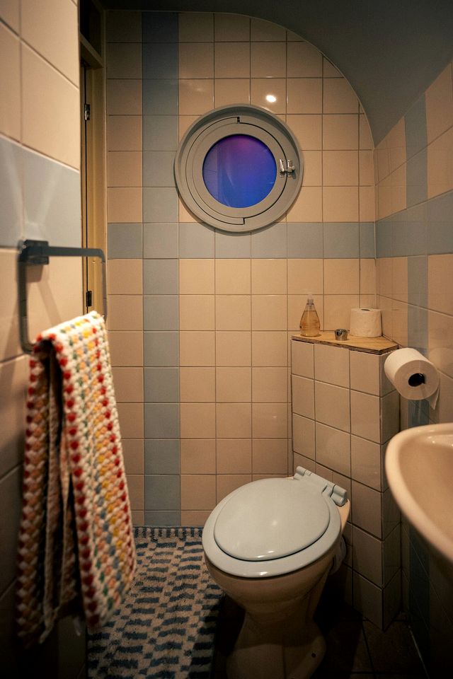Quirky Themed Retreat with Hot Tub Featured on Amazing Spaces near Amersham, England