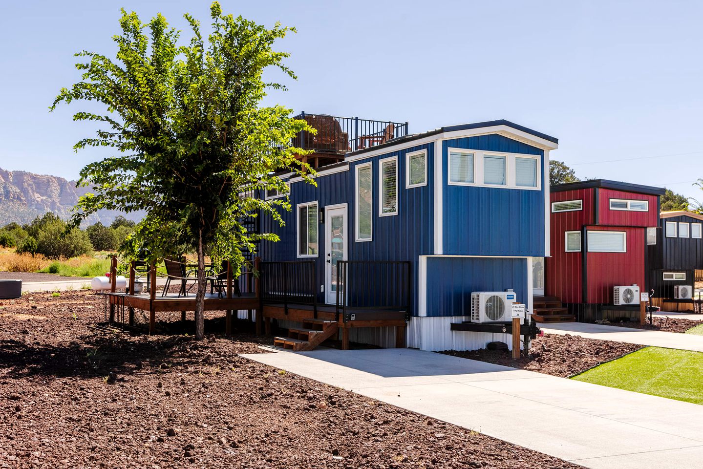 Central Oasis: Delightful Tiny Home Proximate to Zion National Park in Apple Valley, Utah!