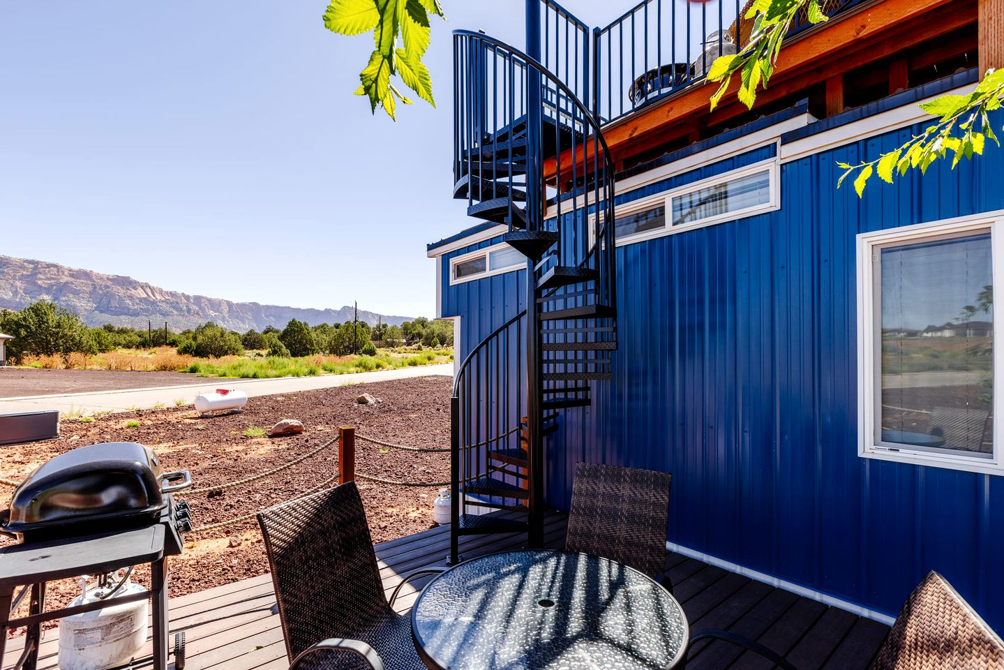 Central Oasis: Delightful Tiny Home Proximate to Zion National Park in Apple Valley, Utah!