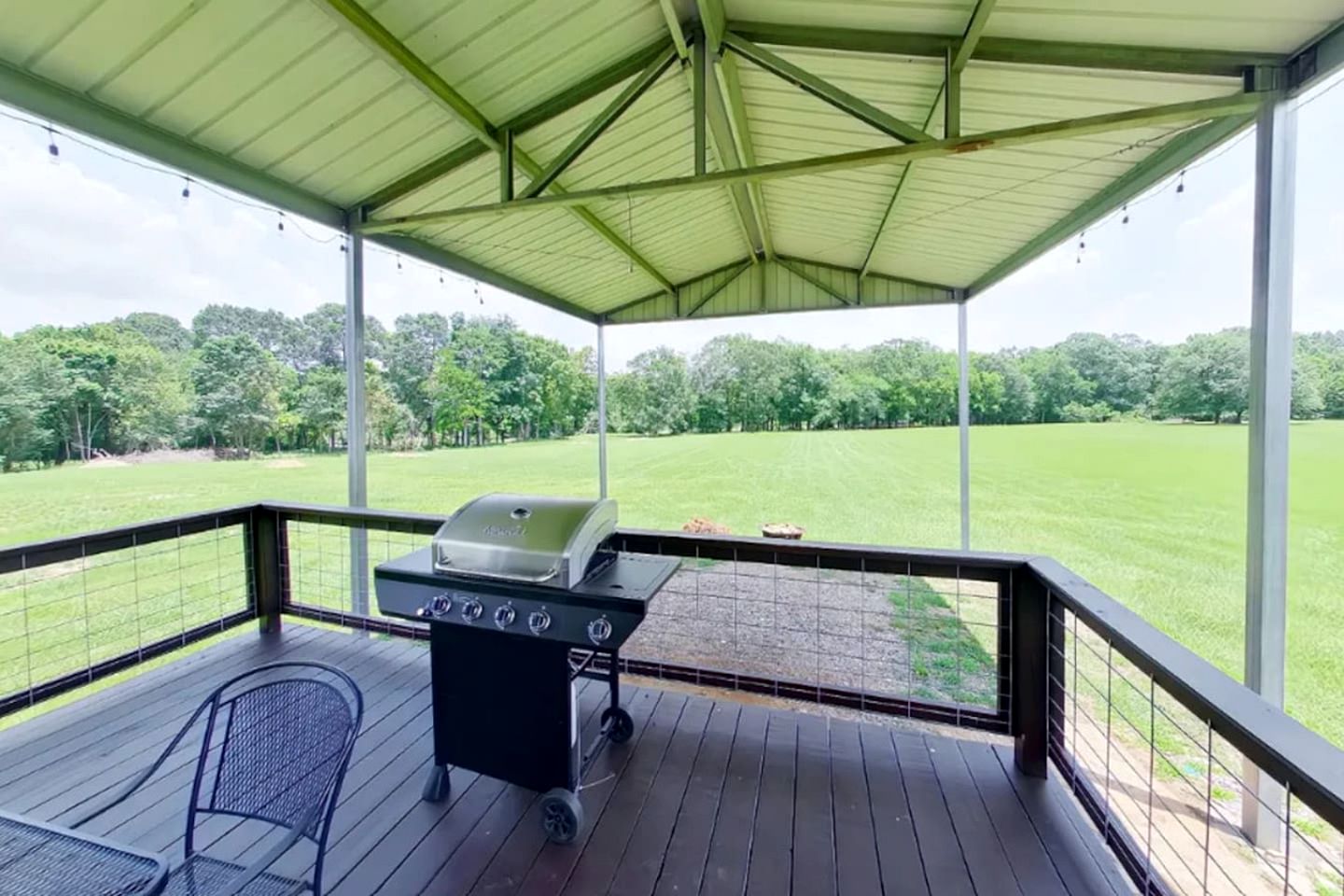 Peaceful Cabin on the Caddo River and Close to State Parks for an Amazing Family Vacation in Glenwood, Arkansas