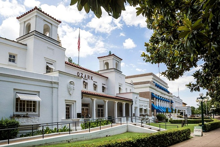 Cabins (United States of America, Glenwood, Arkansas)
