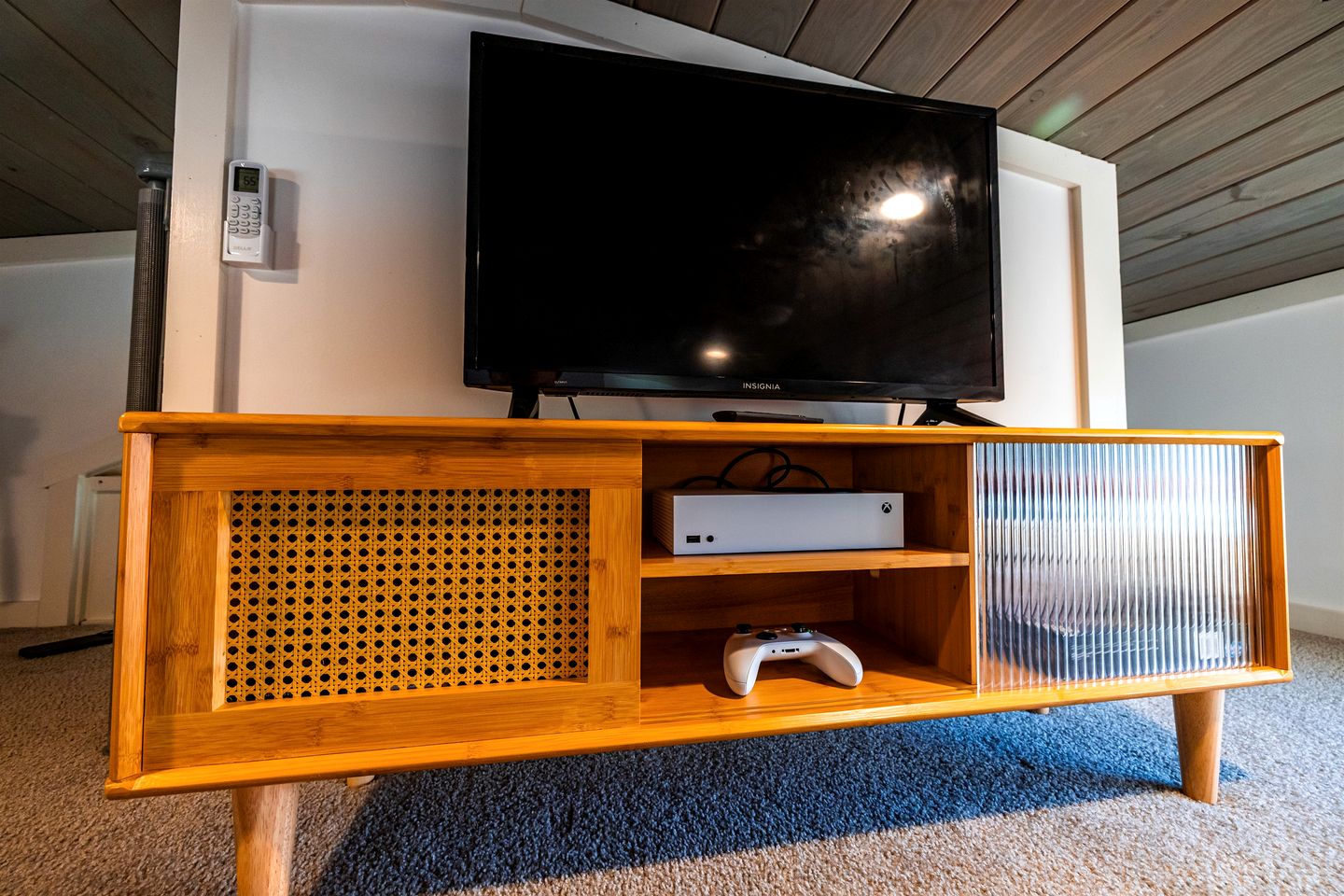 Lakefront Tiny Home Retreat with Private Dock & Sunset Views in Tracy City, Tennessee