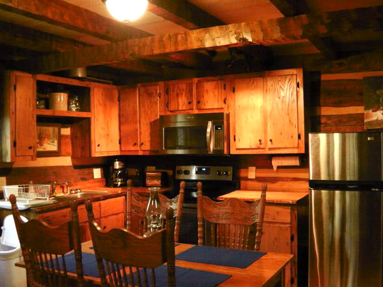 Limestone Cabins, Cabins 15070, Hot Springs, United States of America