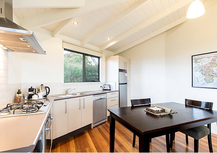 Cottages (Yanakie, Victoria, Australia)