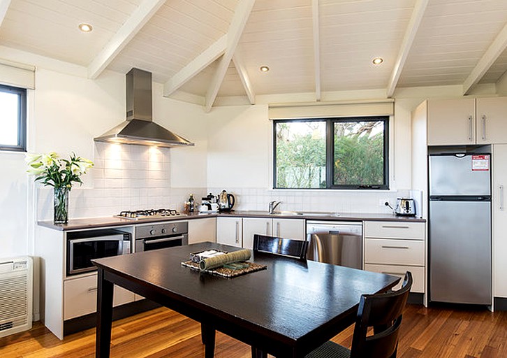 Cottages (Yanakie, Victoria, Australia)