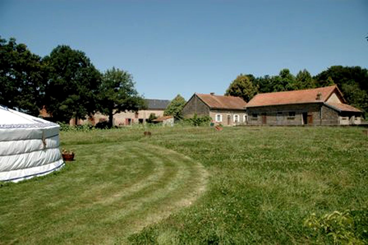 Family-Friendly Yurt on Farm in the Countryside near Bordeaux, France