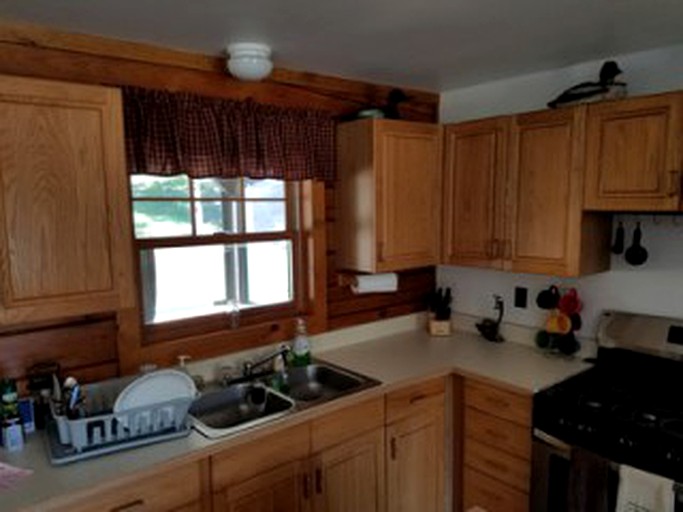 Cabins (Bloomingdale, New York, United States)