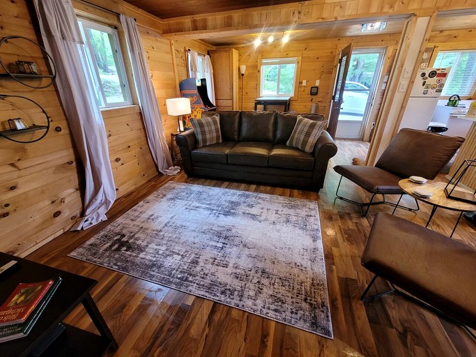Cabins (United States of America, Bitely, Michigan)