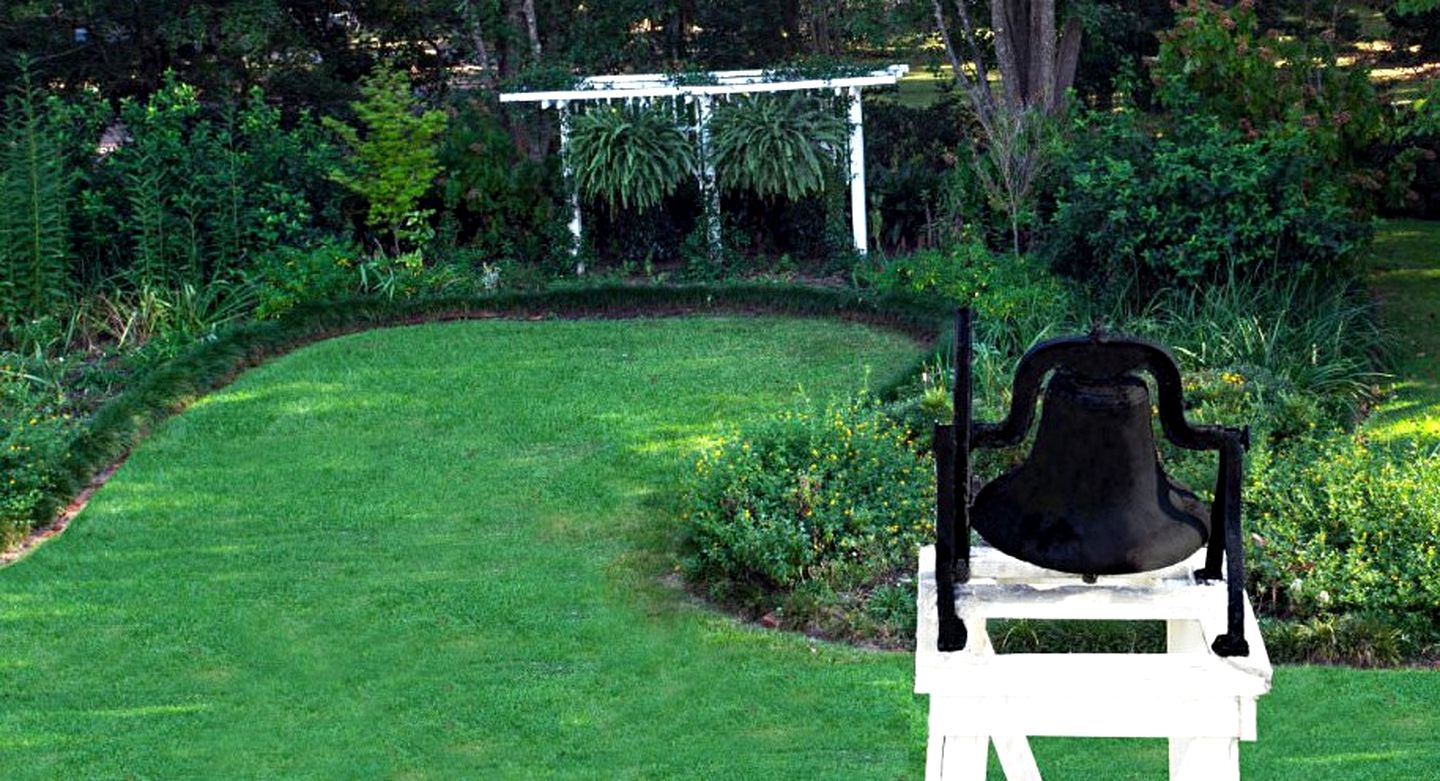 Southern-Style Room in Historic Bed and Breakfast in Natchez, Mississippi