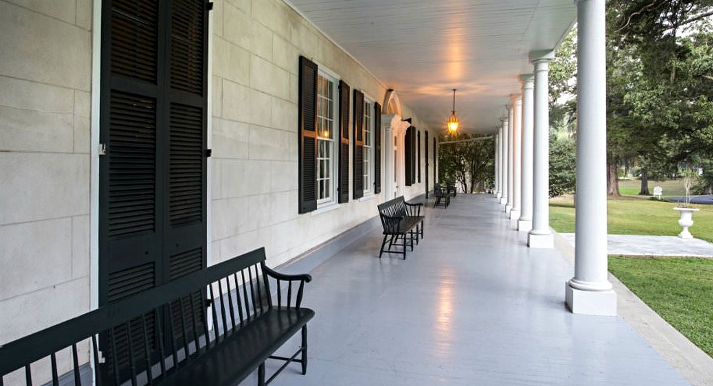 Luxurious Suite with Stunning Views at a Country Bed and Breakfast in Natchez, Mississippi