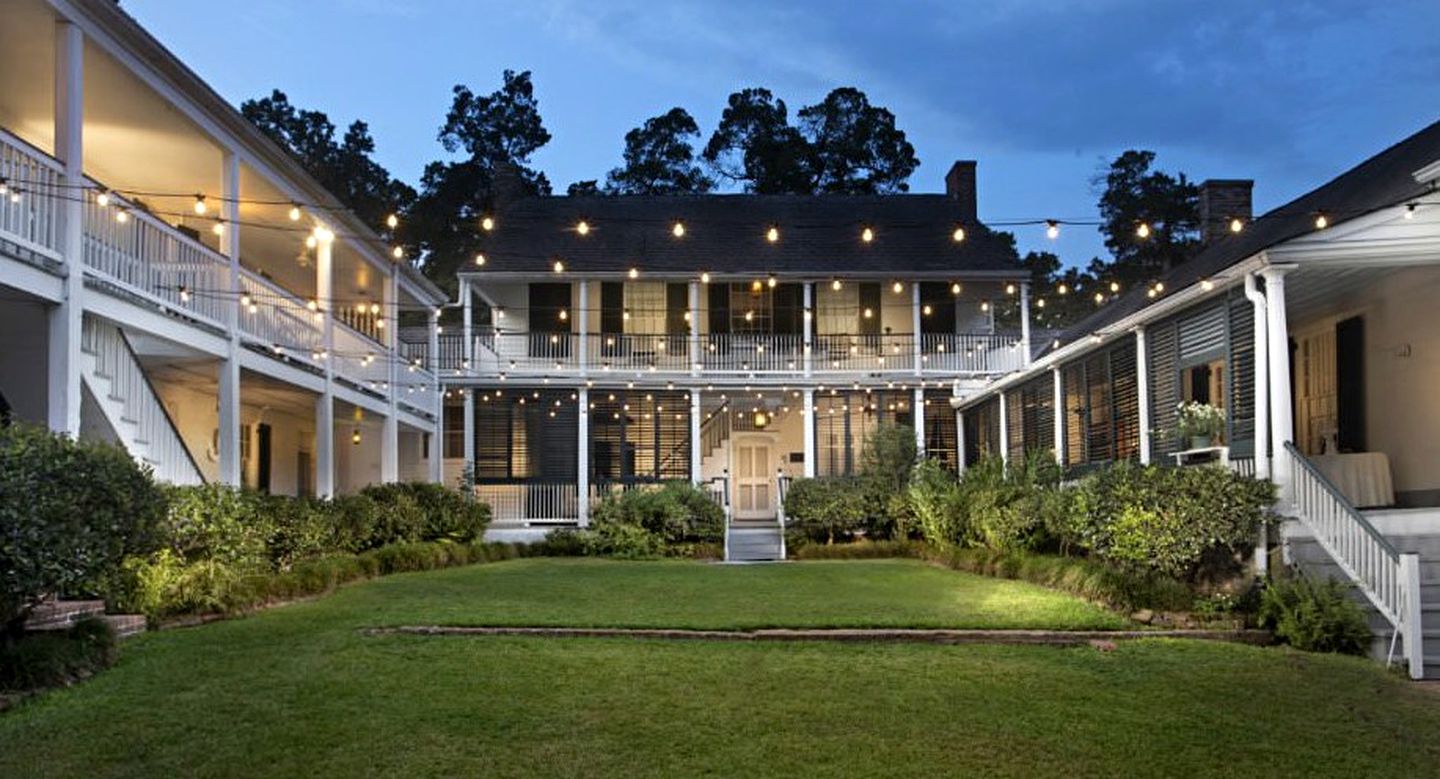 Luxurious Suite with Stunning Views at a Country Bed and Breakfast in Natchez, Mississippi