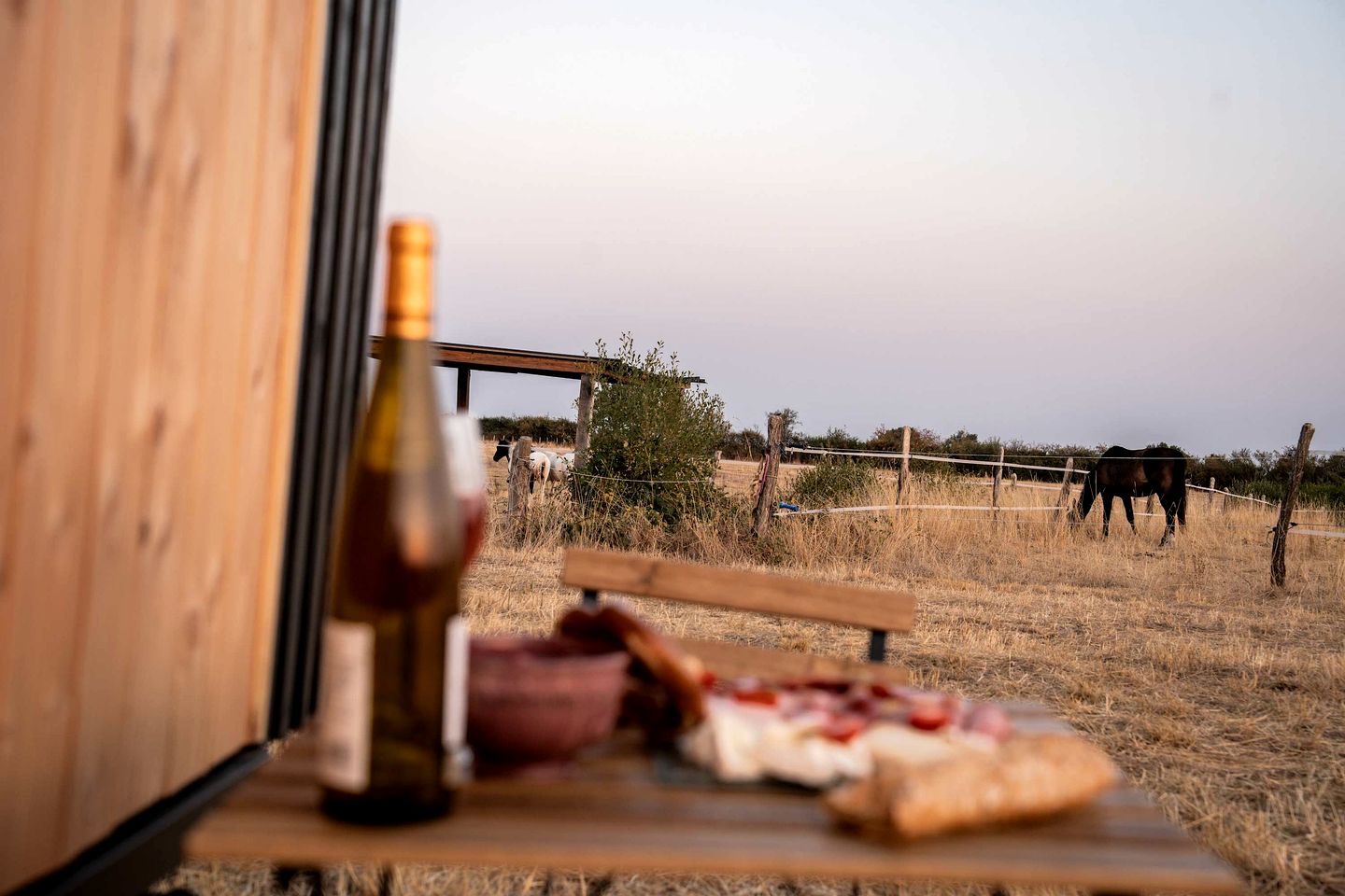 Charming Eco-Lodge with Panoramic Countryside Views near Vichy, Allier