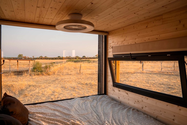 Tiny Houses (France, Espinasse-Vozelle, Auvergne-Rhône-Alpes)
