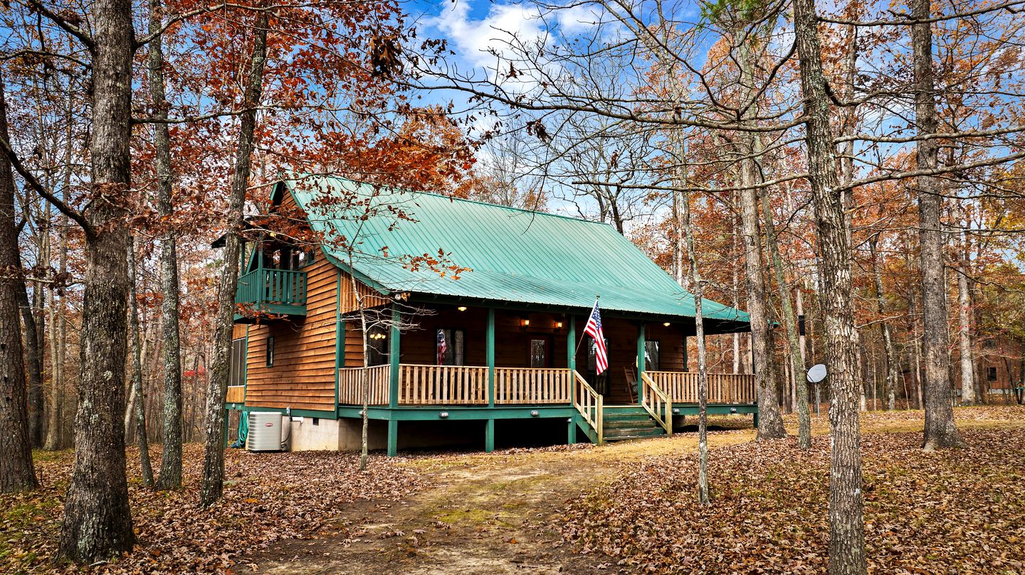 Cute Wooden Cabin Nestled Among Trees in Mentone, Alabama