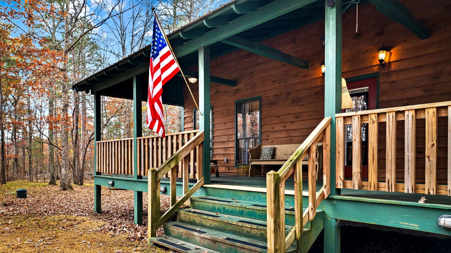 Cute Wooden Cabin Nestled Among Trees in Mentone, Alabama