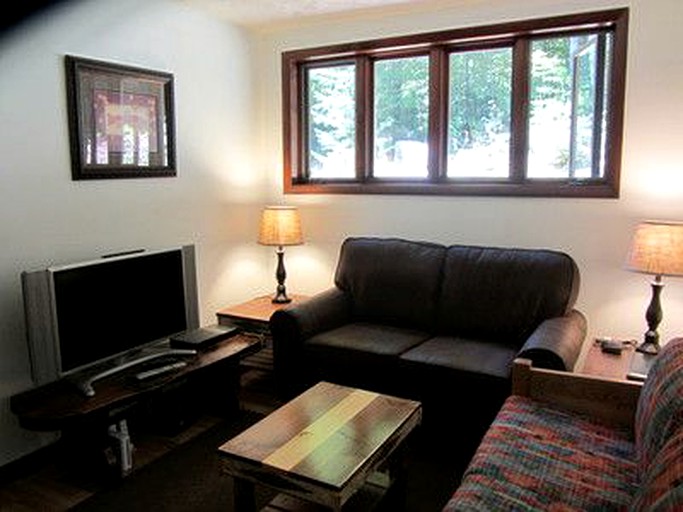 Cabins (Lake Placid, New York, United States)