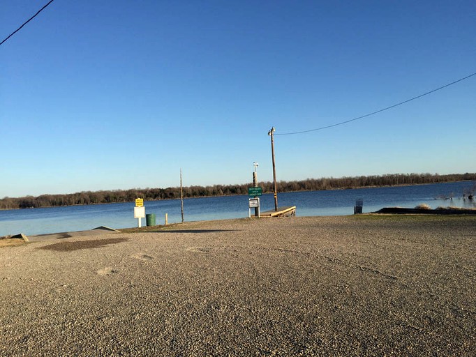 Cabins (Yantis, Texas, United States)