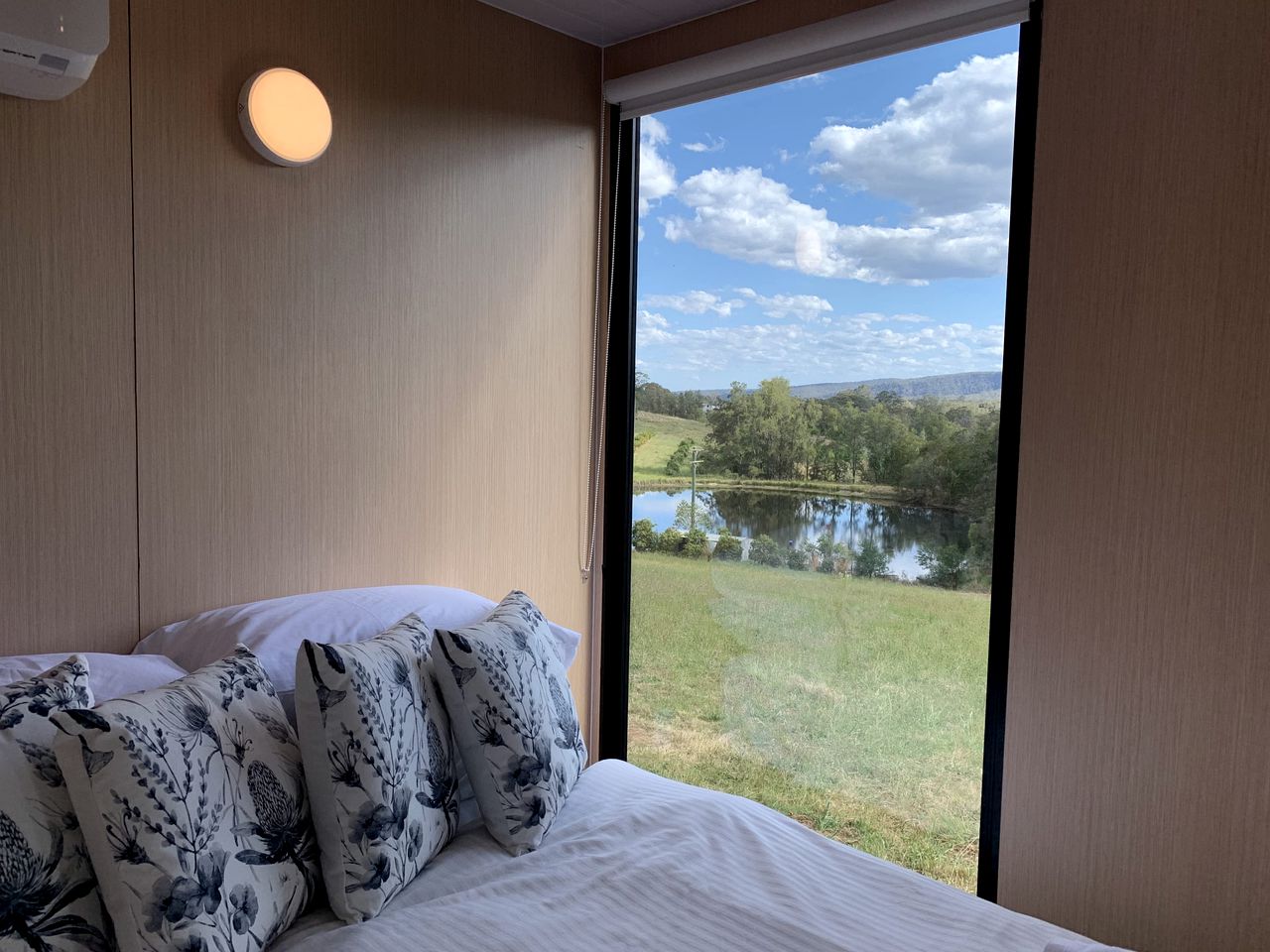 Tiny House Rental for Glamping, NSW
