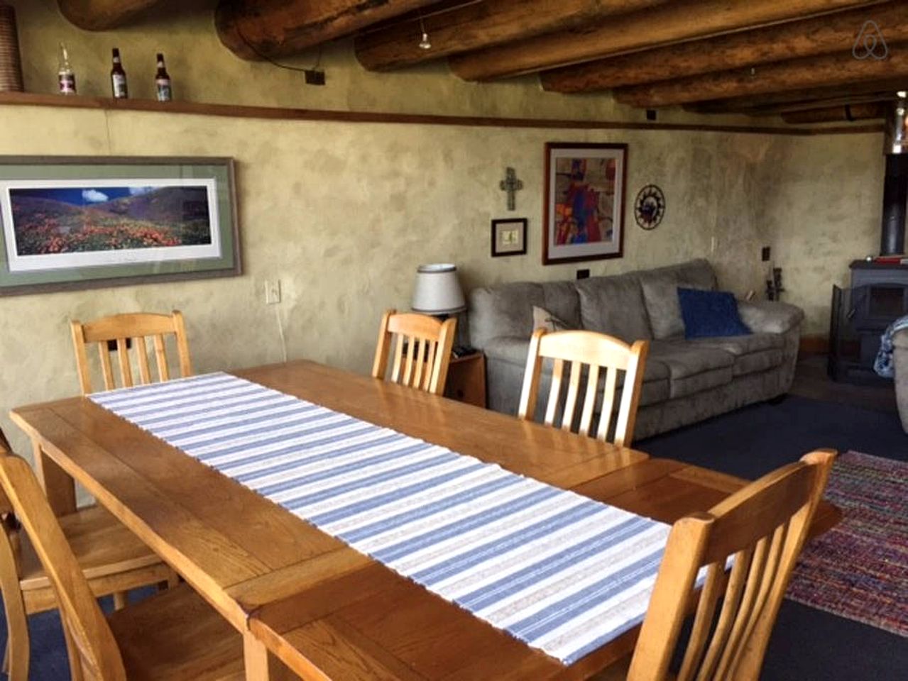 Unique and Modern Lodging with Exceptional Features in Paradise Valley, Montana