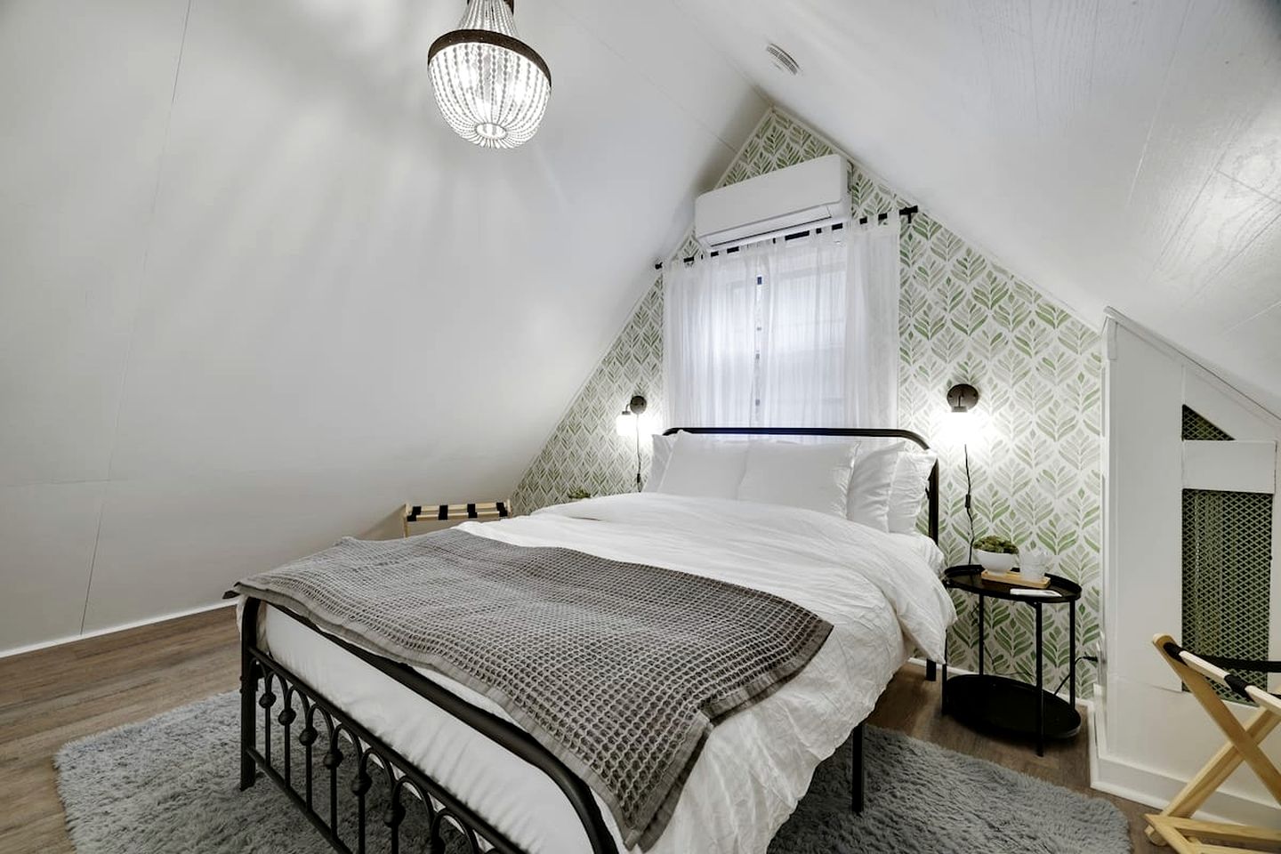 Pet Friendly Cabin with Fire Pit and Barbecue in Susquehanna, Pennsylvania