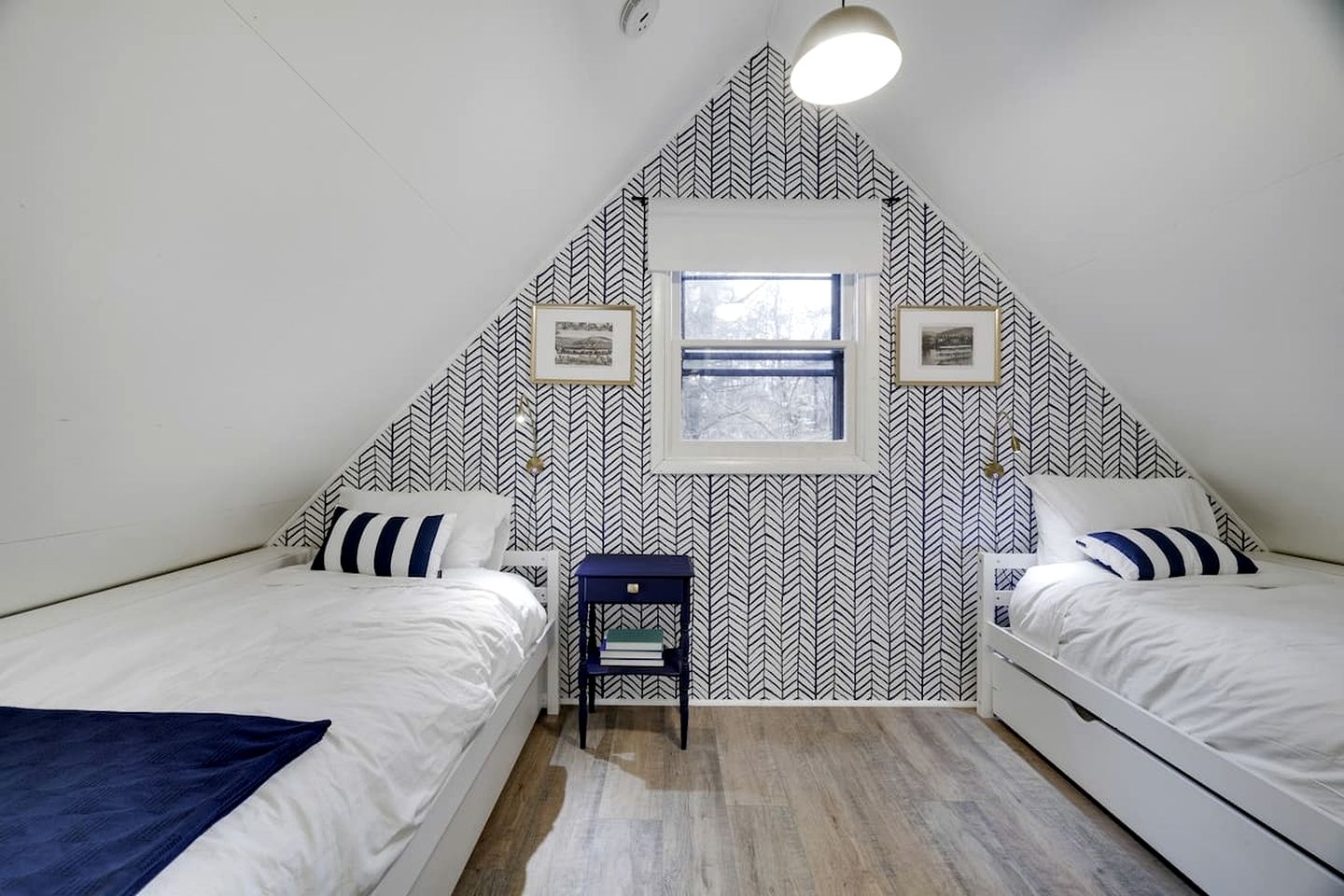 Pet Friendly Cabin with Fire Pit and Barbecue in Susquehanna, Pennsylvania