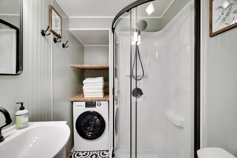 Cabins (United States of America, Susquehanna, Pennsylvania)