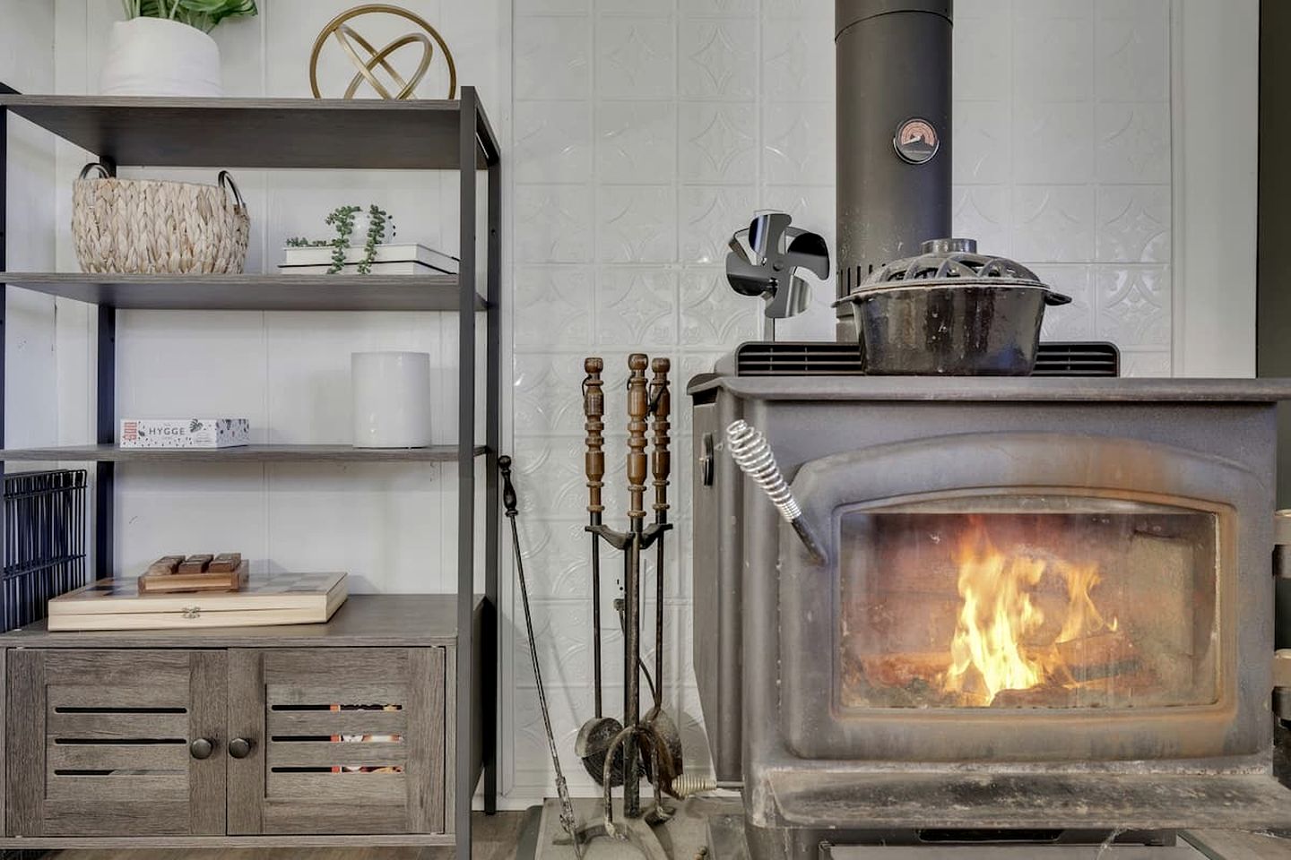 Pet Friendly Cabin with Fire Pit and Barbecue in Susquehanna, Pennsylvania