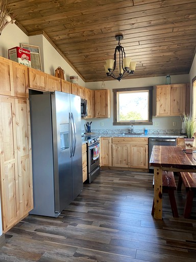 Cabins (United States of America, Ennis, Montana)