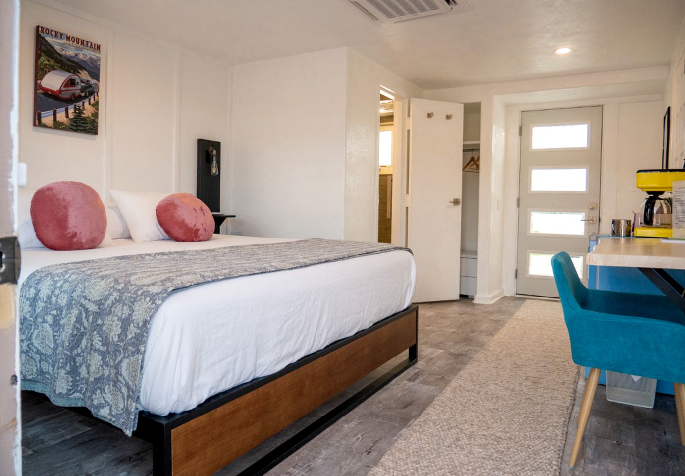 Beautiful Modern Suite Rental with Private Patio and Incredible Views in Canon City, Colorado