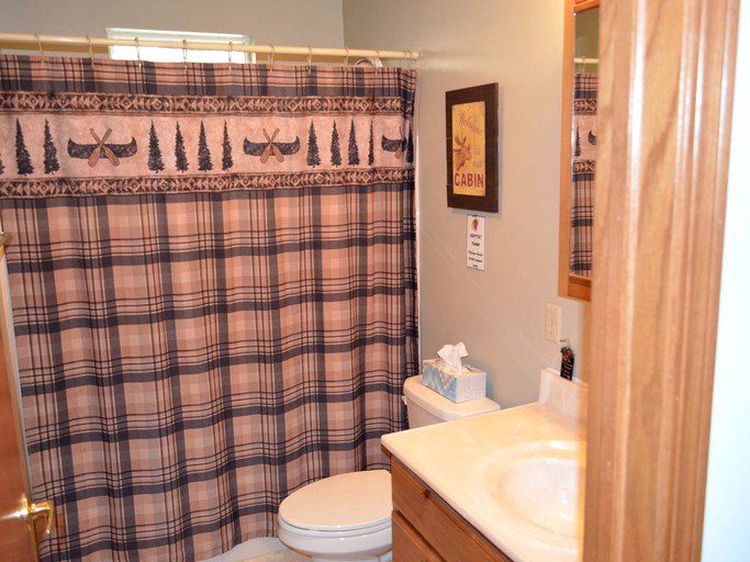 Cabins (Woodruff, Wisconsin, United States)