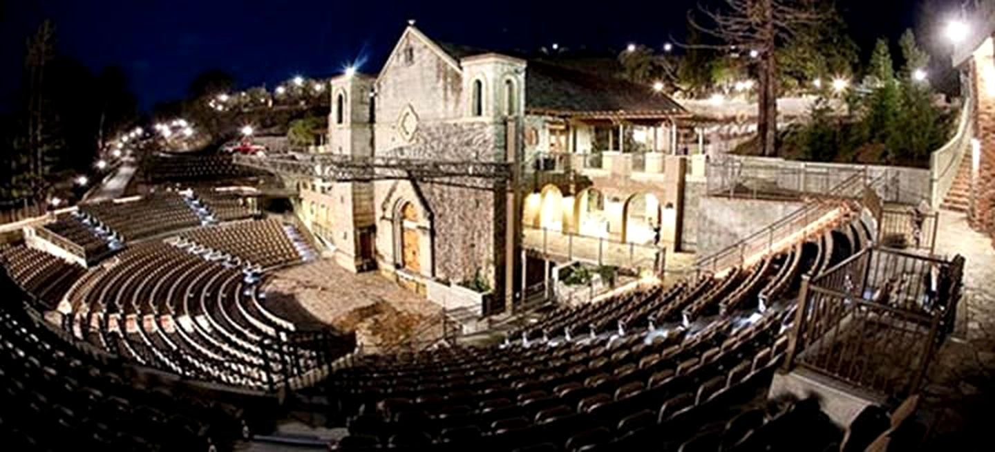 Delightful Cottage with Garden and Sauna in California