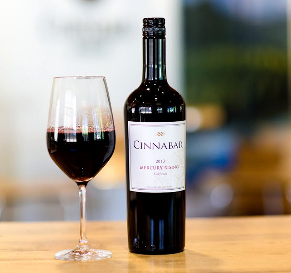 Delightful Cottage with Garden and Sauna in California